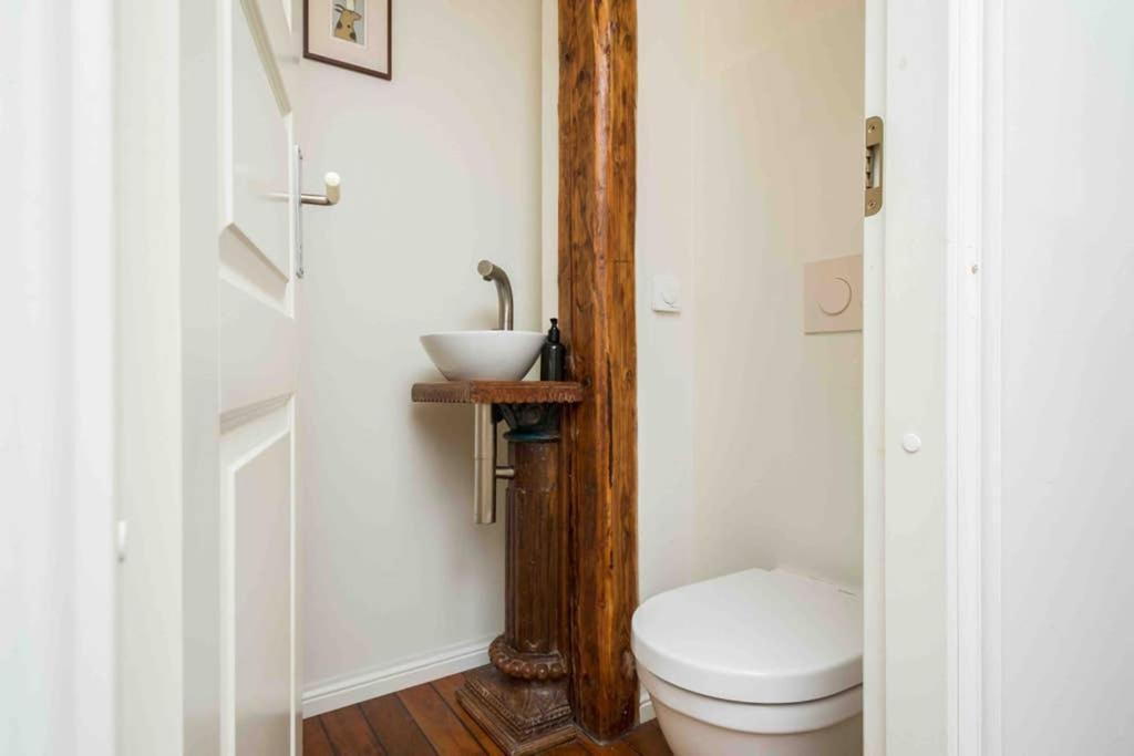 Best Location, Beautiful And Quiet Old Town Apt. 탈린 외부 사진
